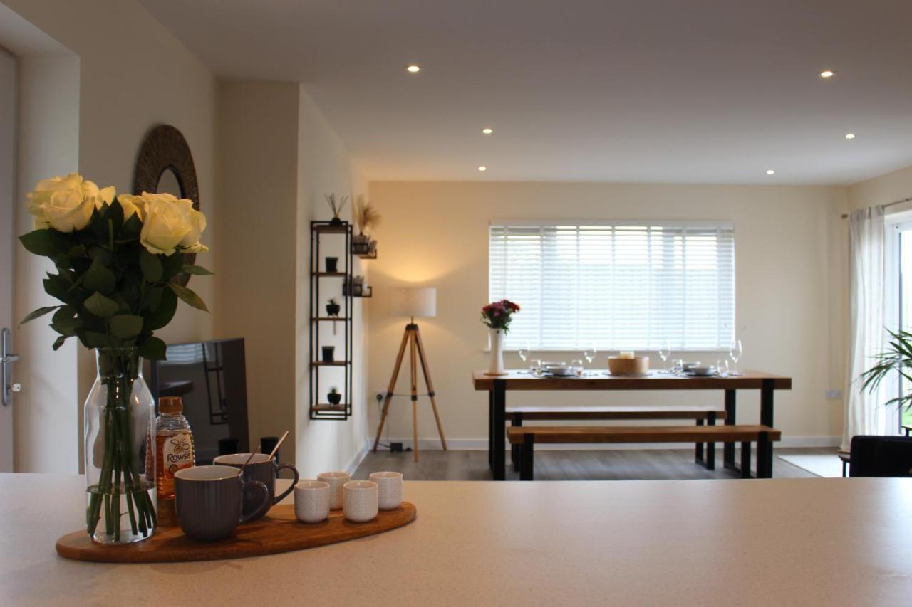No 1 The Paddock - Spacious Holiday Home With A Hot Tub Bude Kültér fotó